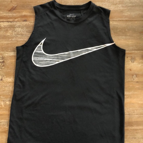 nike sleeveless shirts youth